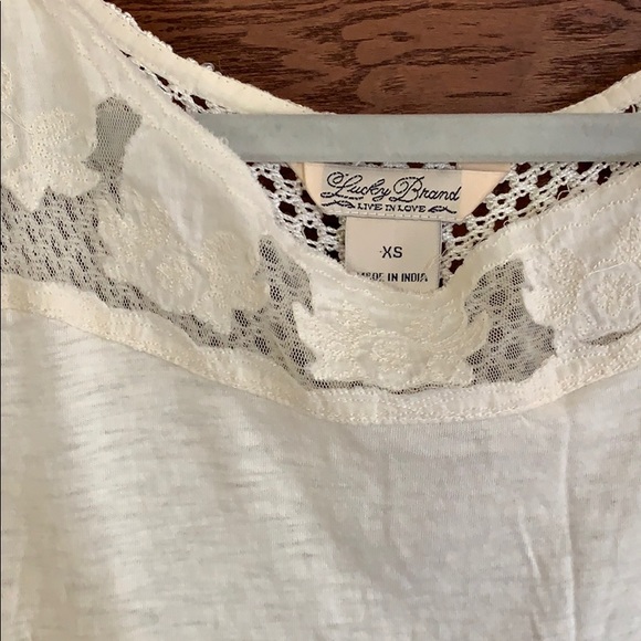 Lace T - Picture 3 of 3